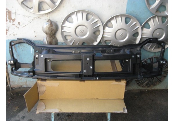 Установча панель передня, (окуляр, телевізор) Renault Trafic II, 8200521859, 8200274224, 8200411916*